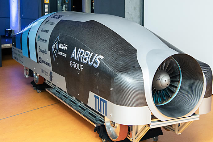 TUM meets Hyperloop – innovative new generation of engineers