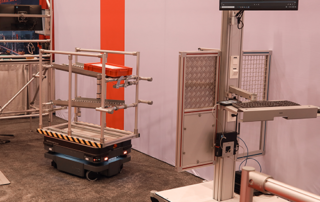 En movimiento con mir en la hannover messe 13 Item méxico